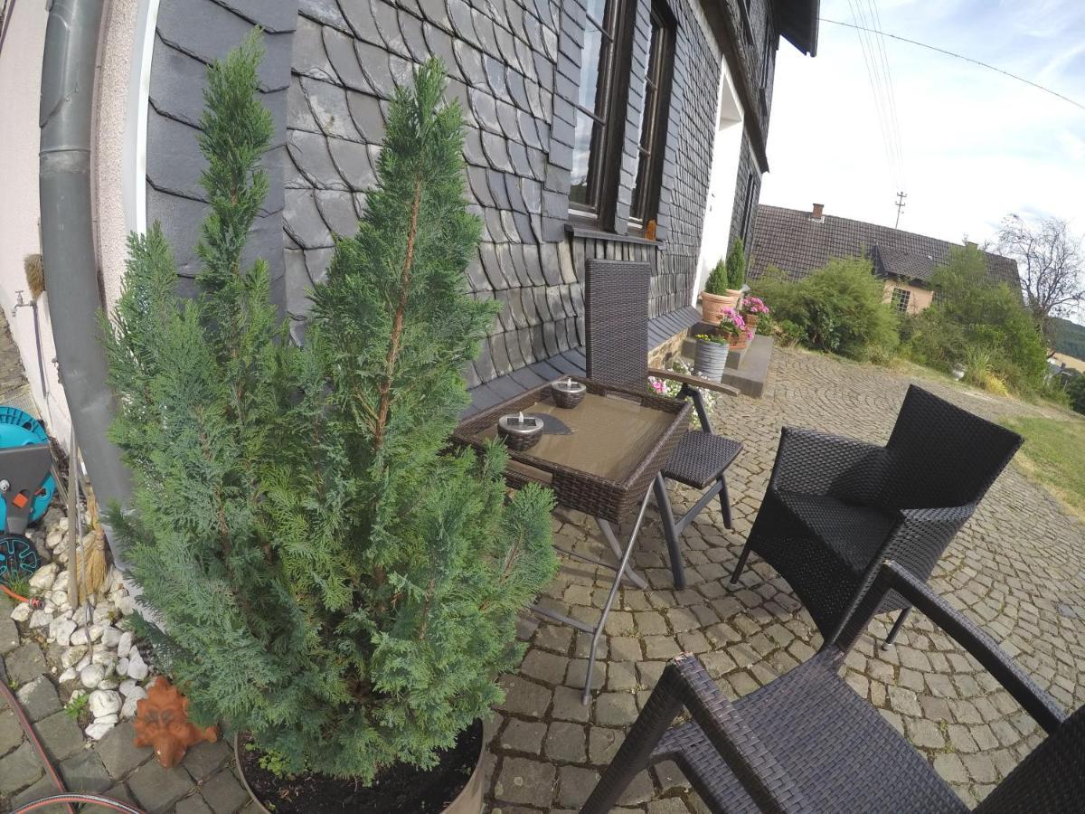 Zum Alten Pfarrhaus Damscheid Exterior foto